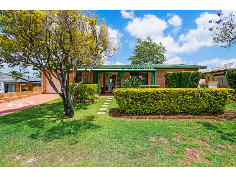 18 Petringa Crescent, Springwood, QLD 4127