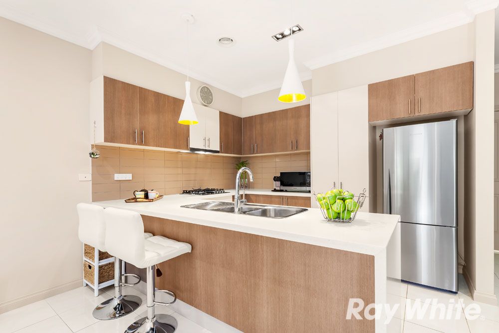 36 Cobb Street, South Morang, VIC 3752
