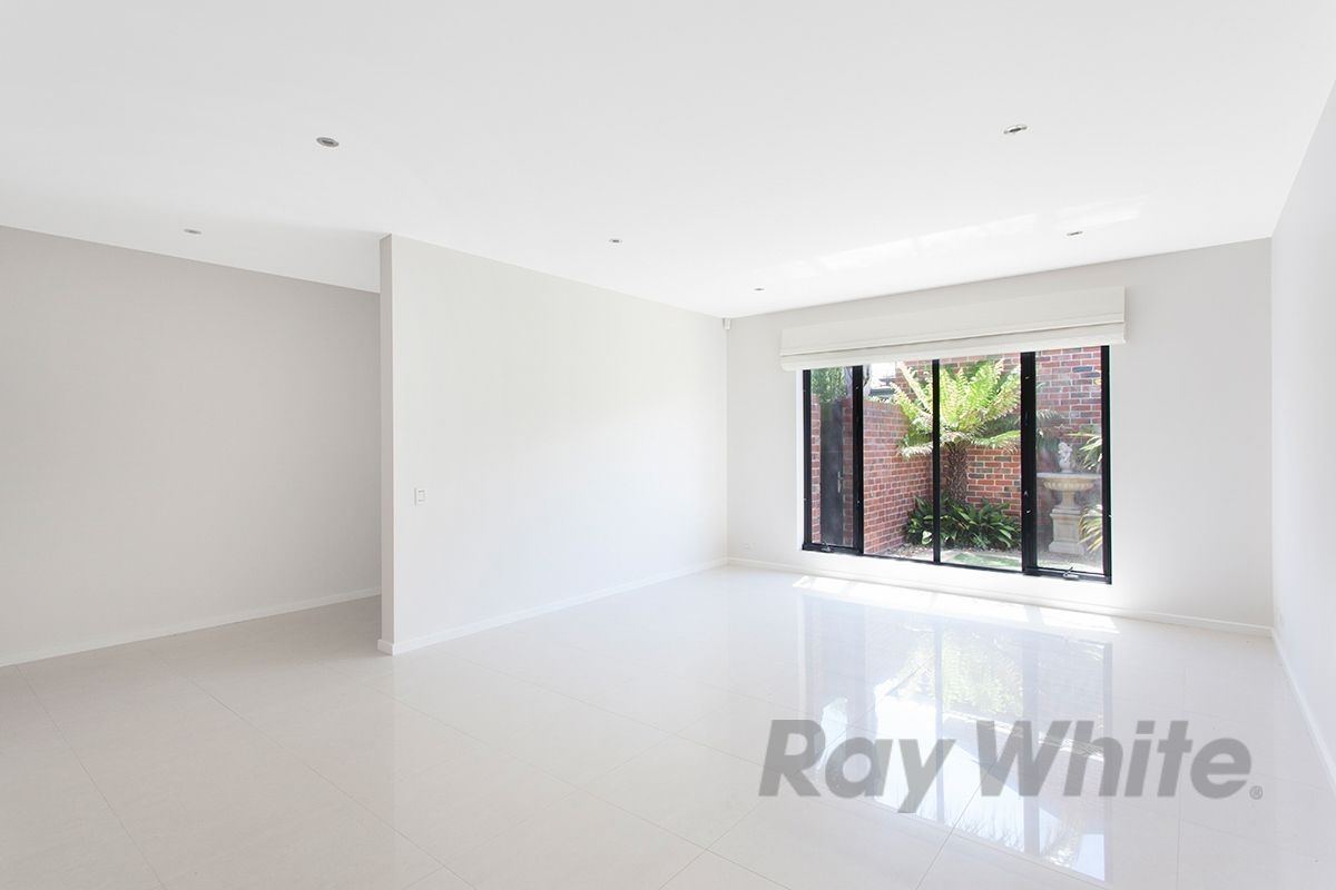 12B Rothschild Street, Glen Huntly, VIC 3163