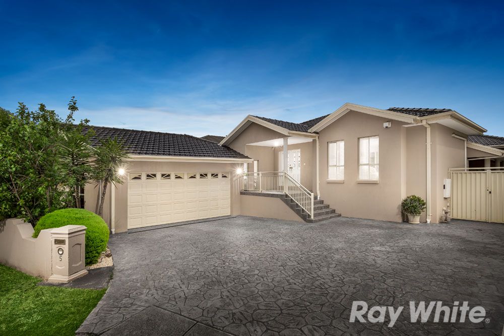 5 Norland Court, Mill Park VIC 3082