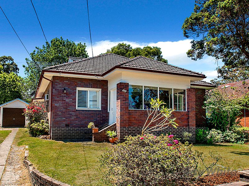 645 Blaxland Road
