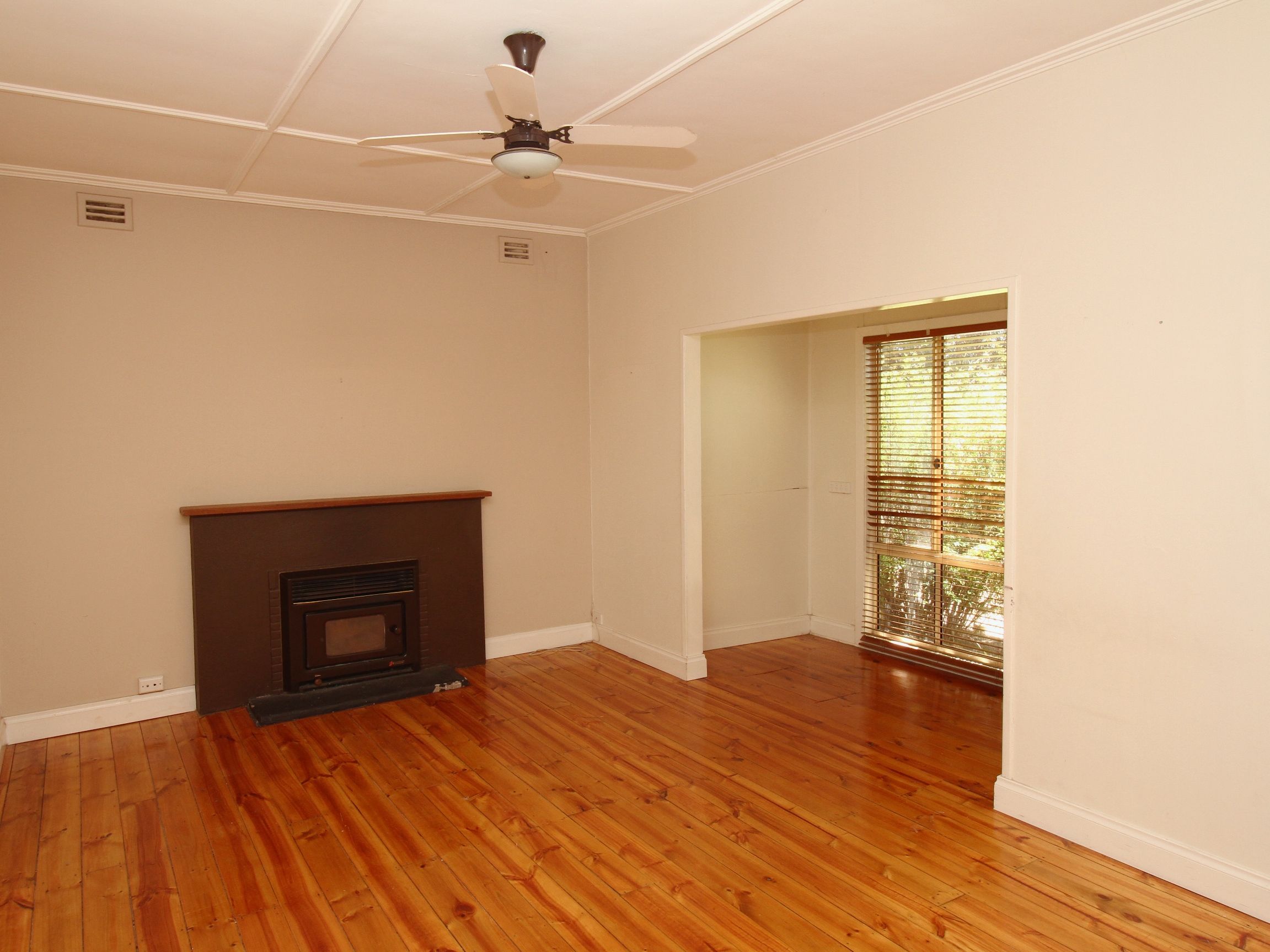 13 Dickerson Street, Barmera, SA 5345