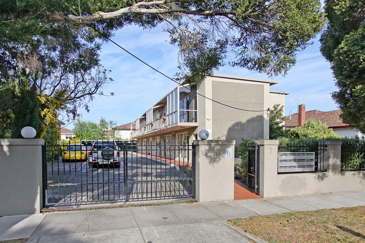 3/7 Truganini Road, Carnegie, VIC 3163