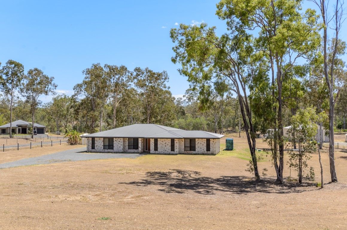 323 Jim Whyte Way, Burua, QLD 4680