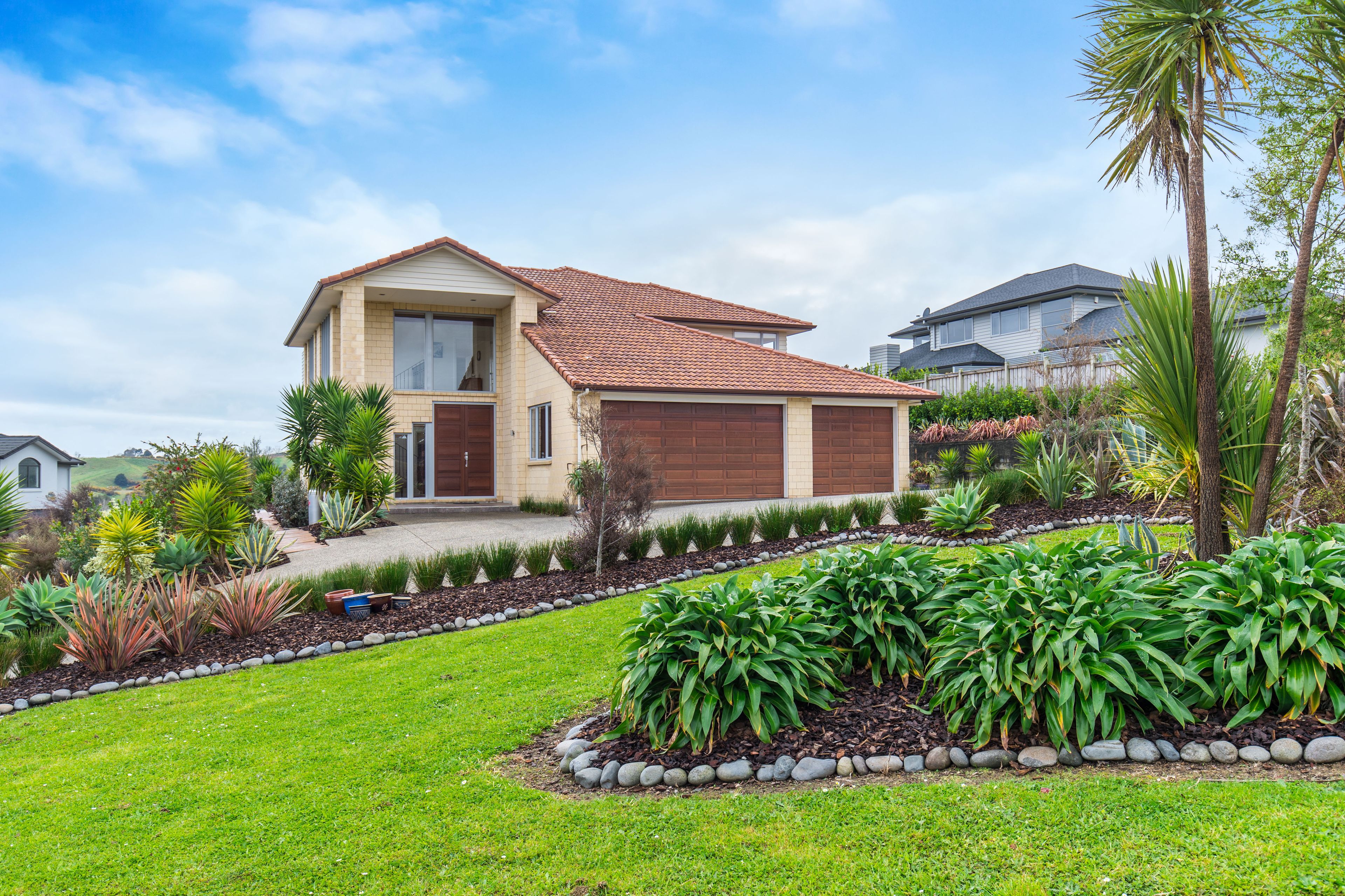 27 Sovereign Street, Flat Bush, Manukau City