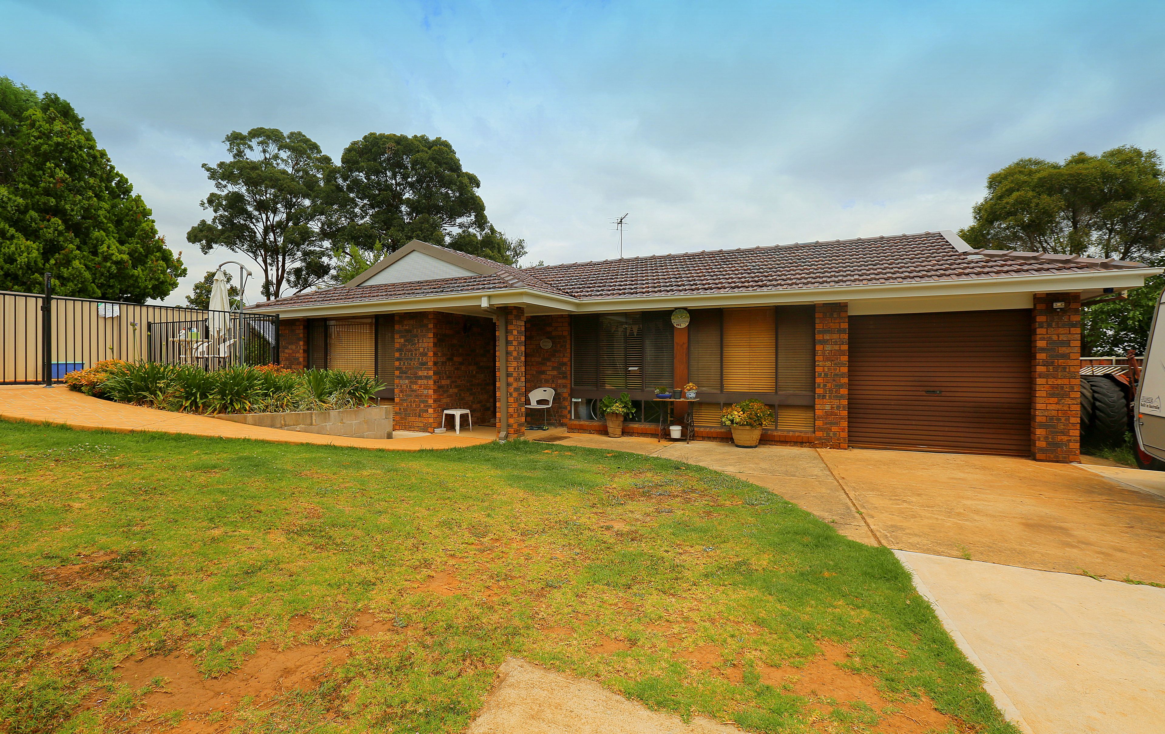62 Manahan Street