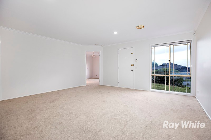 71 Courtenay Avenue, Cranbourne North, VIC 3977