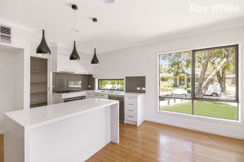 1 and 2/64 Woodvale Road, Boronia, VIC 3155