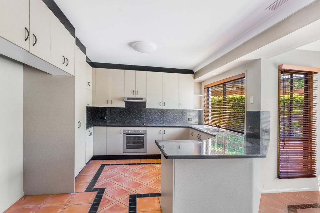 17 Waterford Place, Bridgeman Downs, QLD 4035