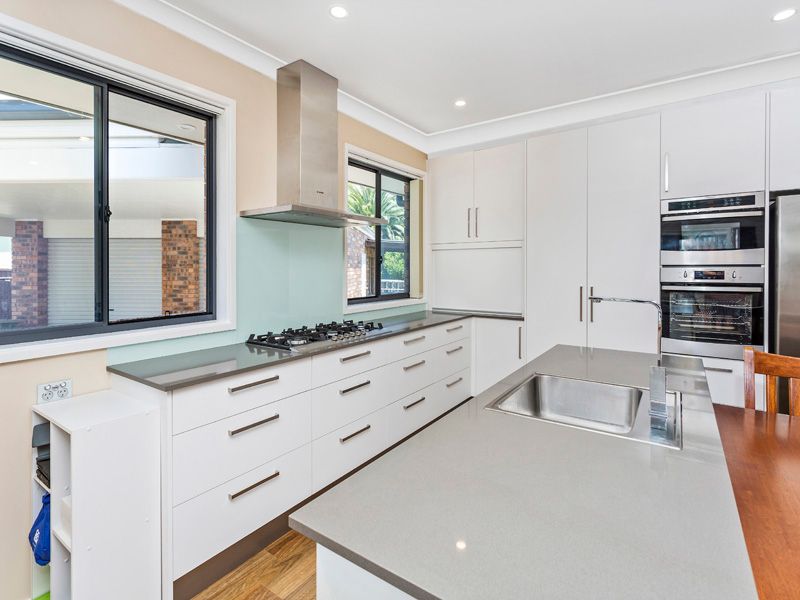 4 Robb Place, Kiama Downs, NSW 2533