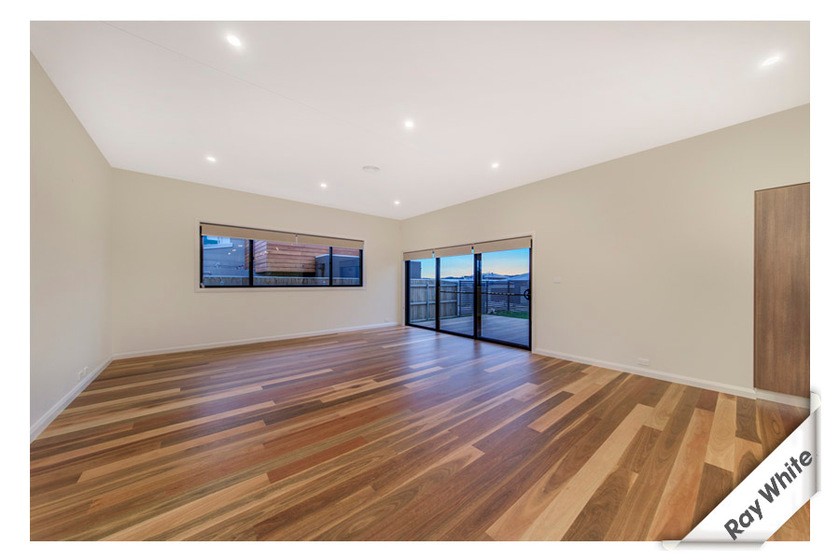 42 Lanaba Crescent, Crace, ACT 2911