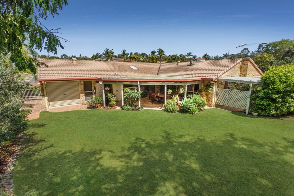 20 Oakmont Crescent, Albany Creek, QLD 4035