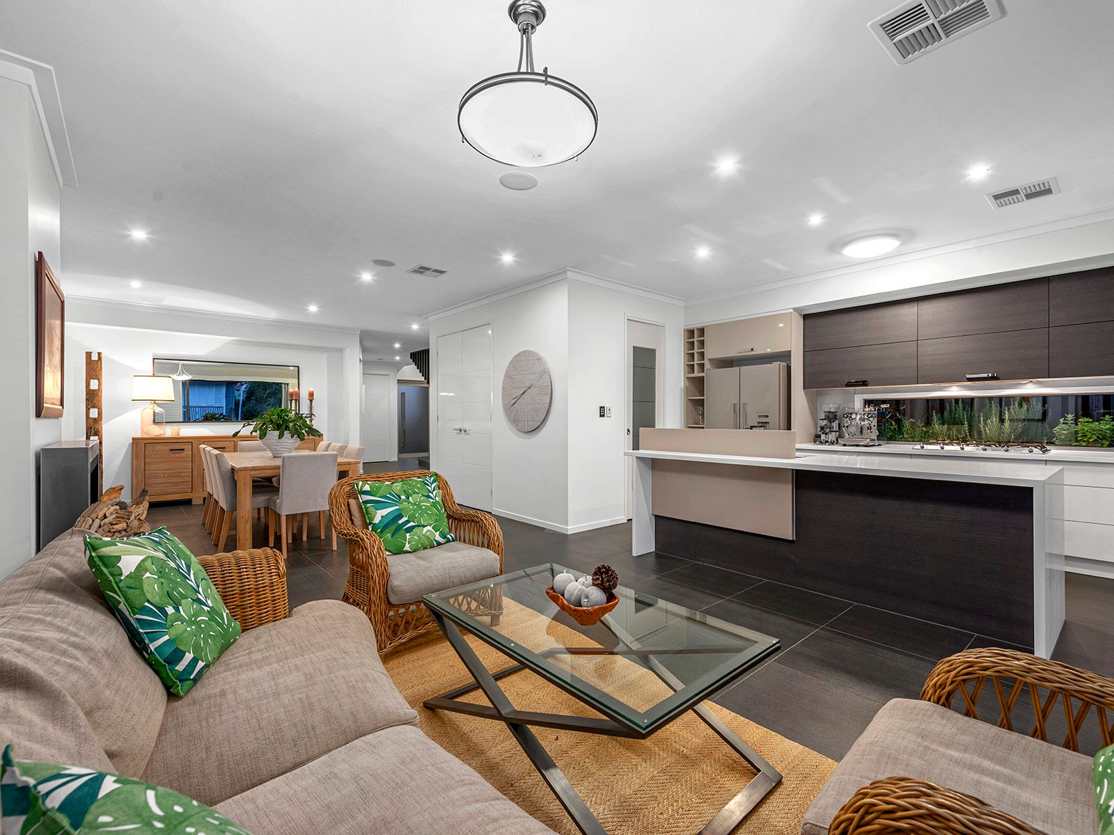 51 Moreton Street, Norman Park, QLD 4170