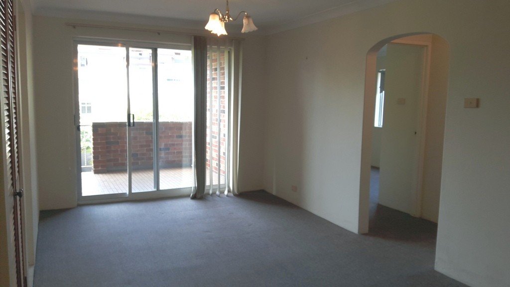 33-35 Burdett Street, Hornsby, NSW 2077