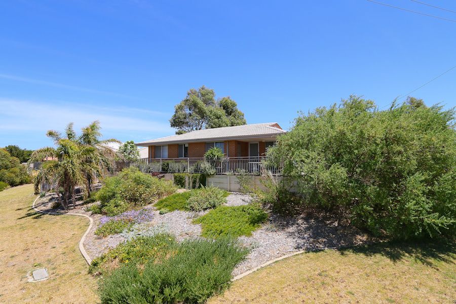 1 Cassio Place, Hamilton Hill, WA 6163