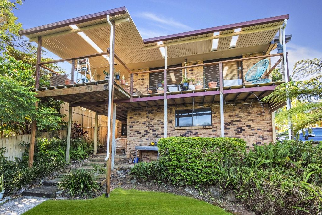 18 Inverness Court