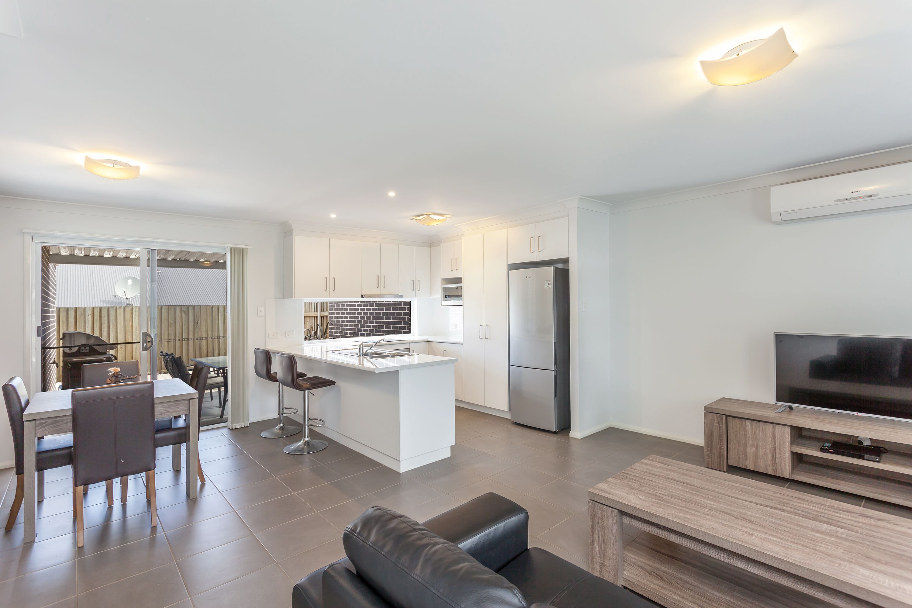 2/23 Furness Court, Kearneys Spring, QLD 4350