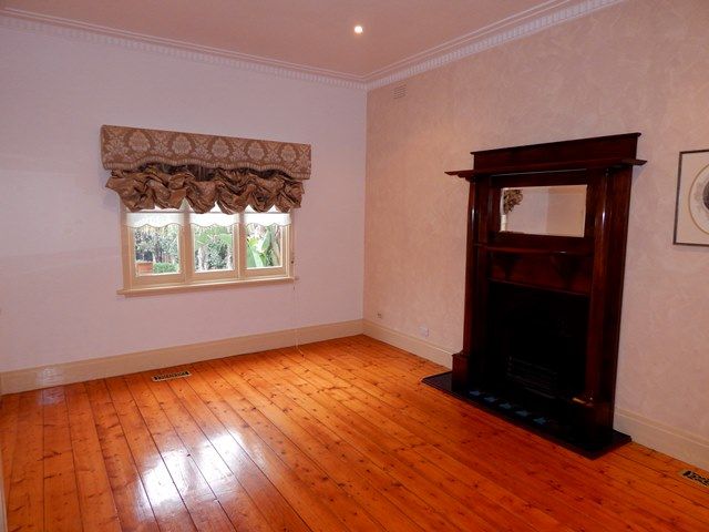 73 Cuthbert Road, Reservoir, VIC 3073