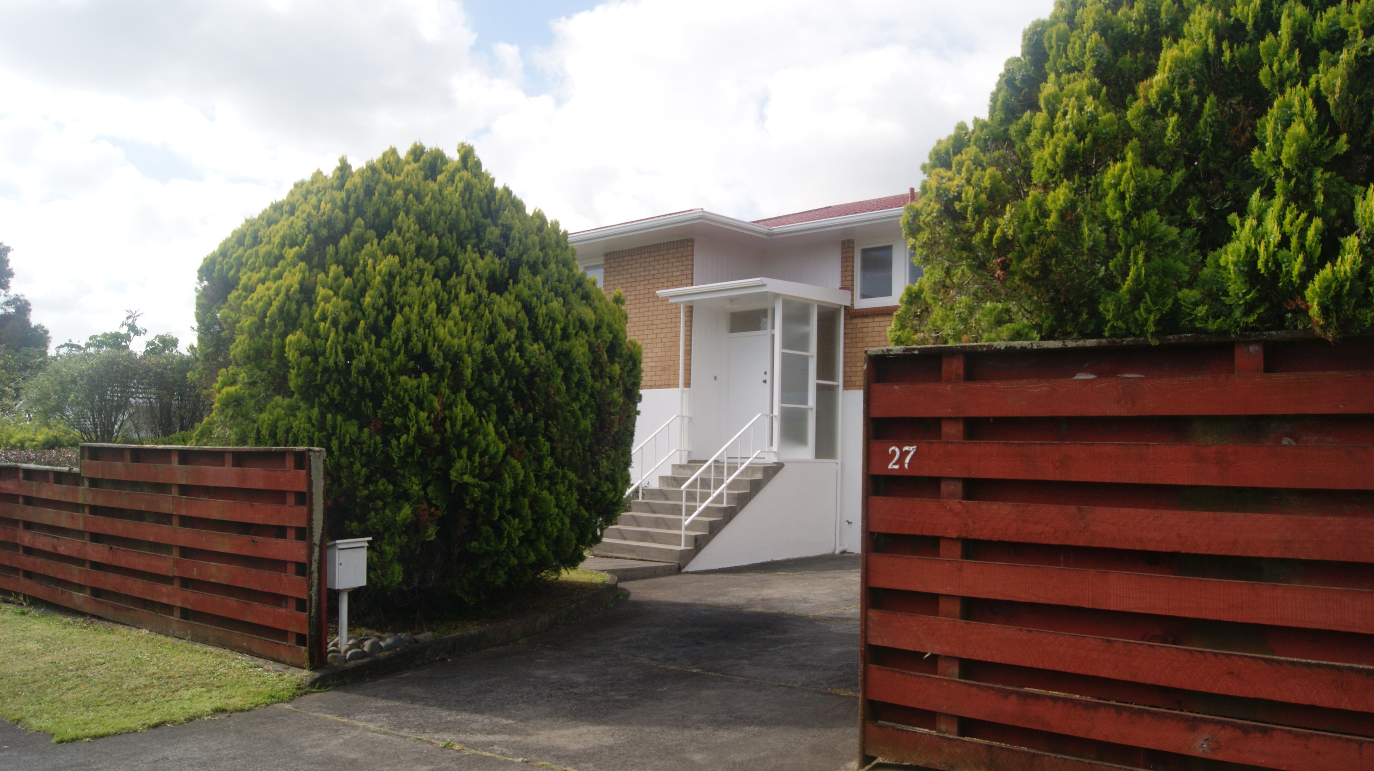 27 The Crest, Sunnyhills, Manukau City