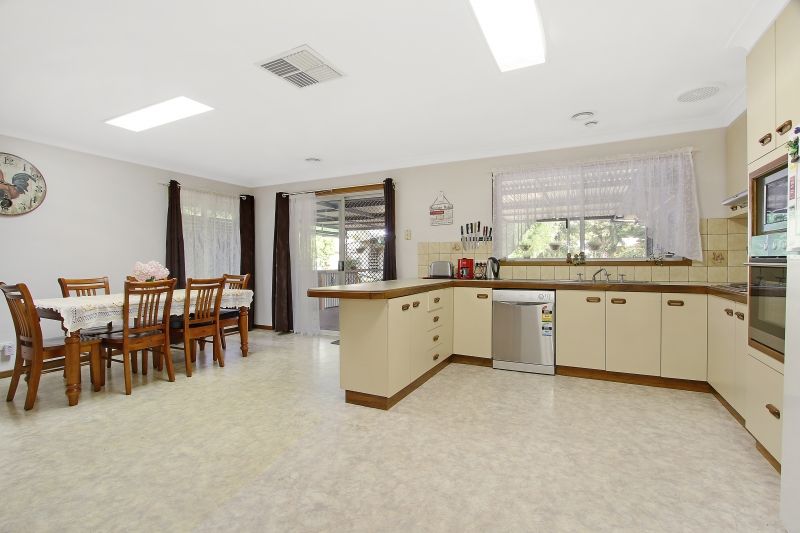 3 Sunnyside Crescent, Walla Walla, NSW 2659