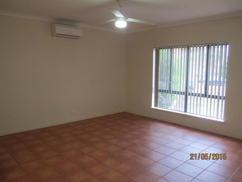 2 Parker Close, Baynton, WA 6714