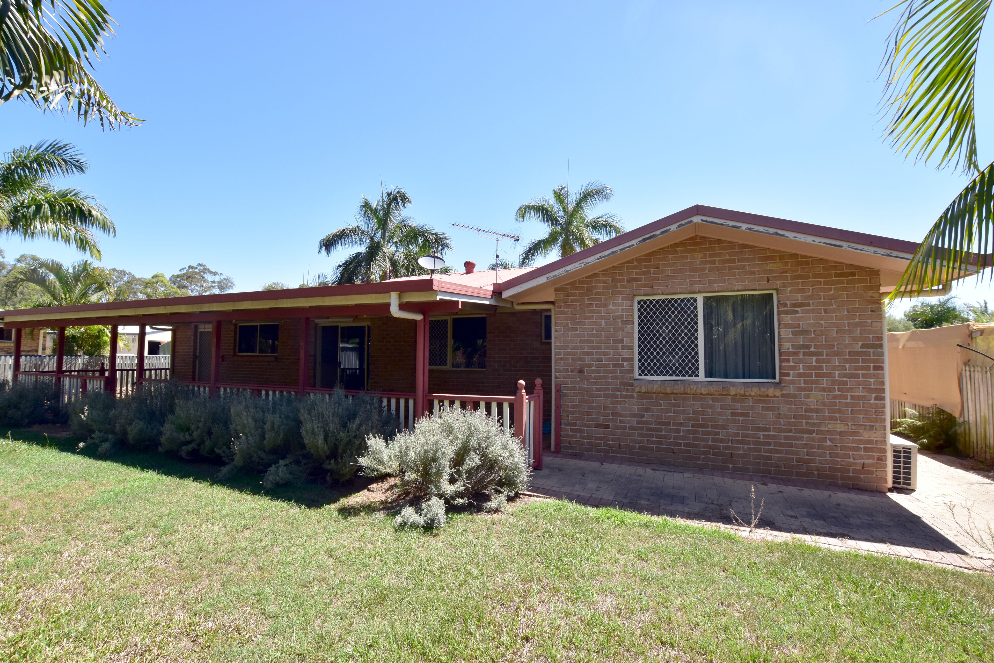 119 J Hickey Avenue, Clinton, QLD 4680