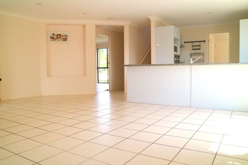 14 Tuckeroo Place, Sunnybank Hills, QLD 4109