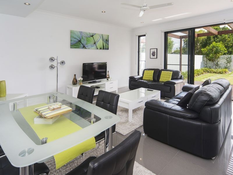 17/323 Bayview Street, Hollywell, QLD 4216
