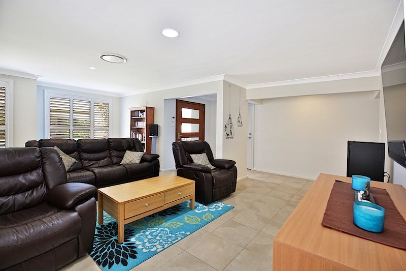 7 Nutans Crest, South Nowra, NSW 2541