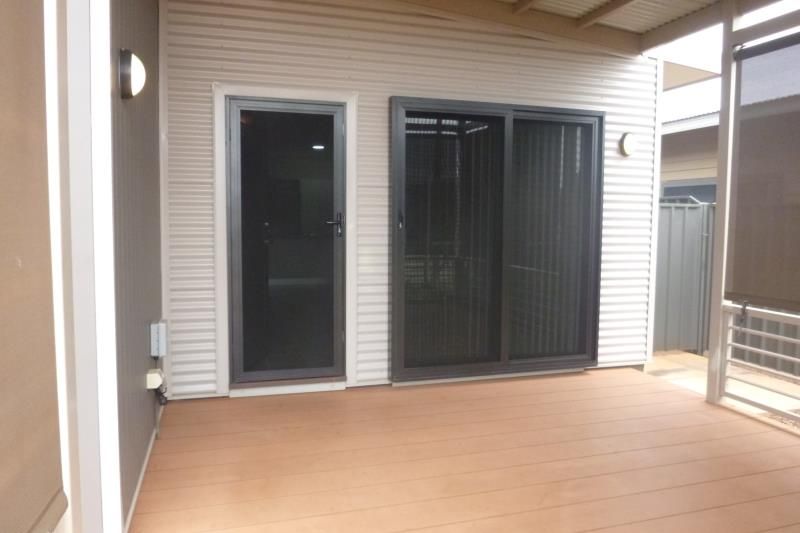16 Mantaray Loop, Nickol, WA 6714