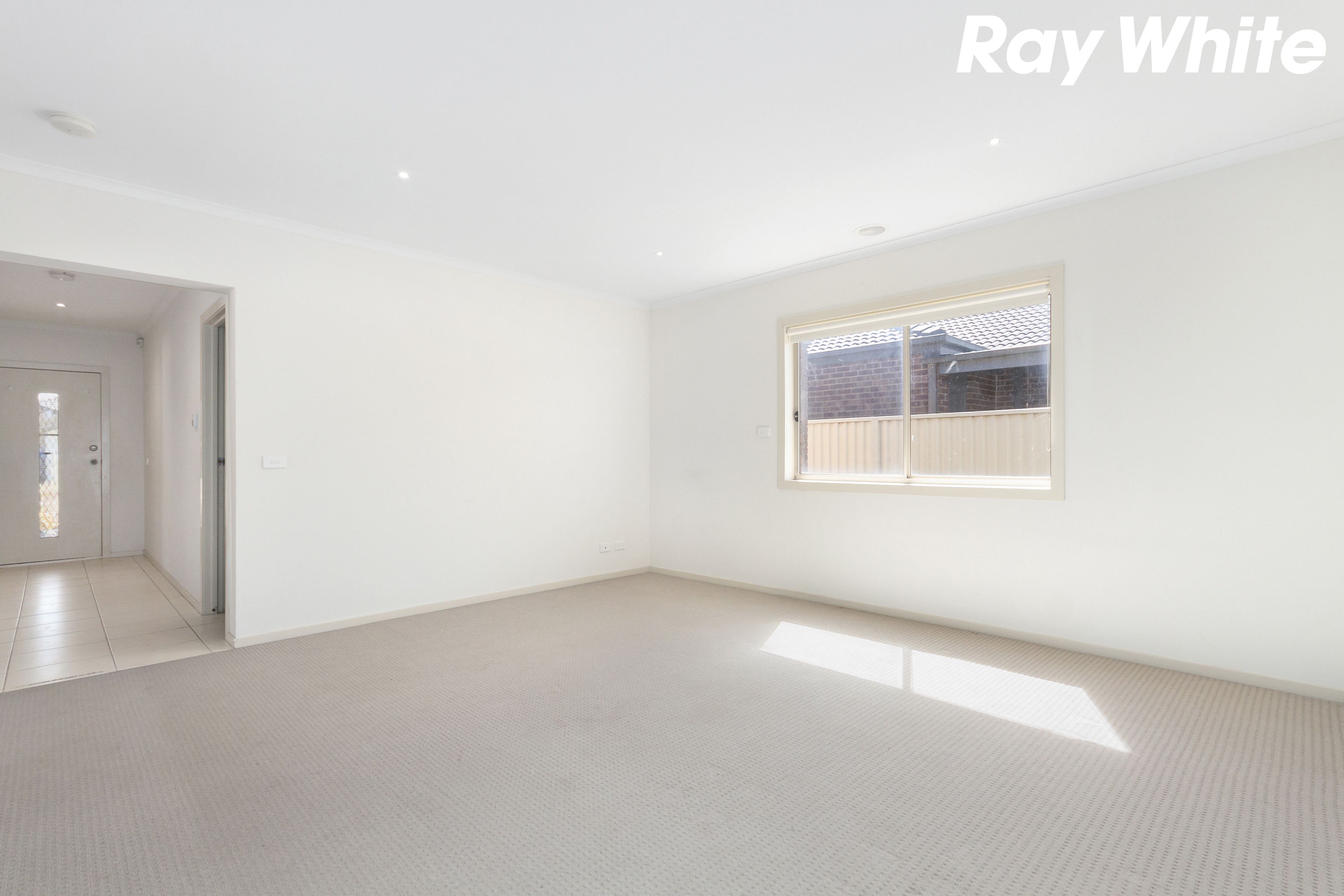 3 Delft Place, Pakenham, VIC 3810