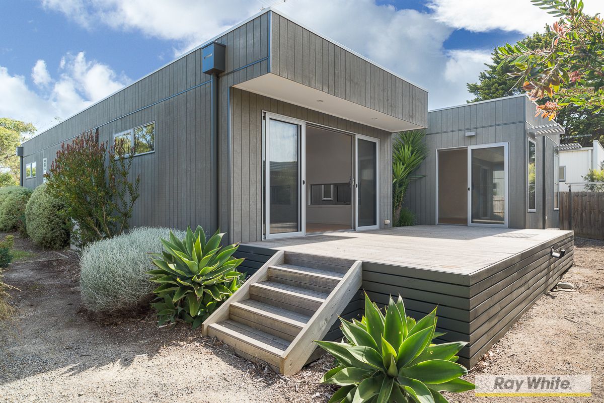 201 Thompson Avenue, Cowes VIC 3922