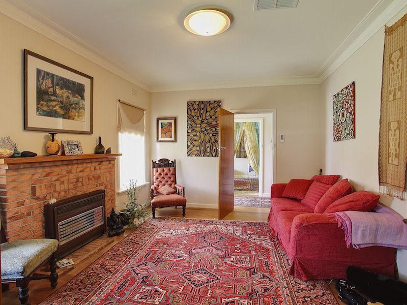 10 Mansfield Road, Euroa, VIC 3666