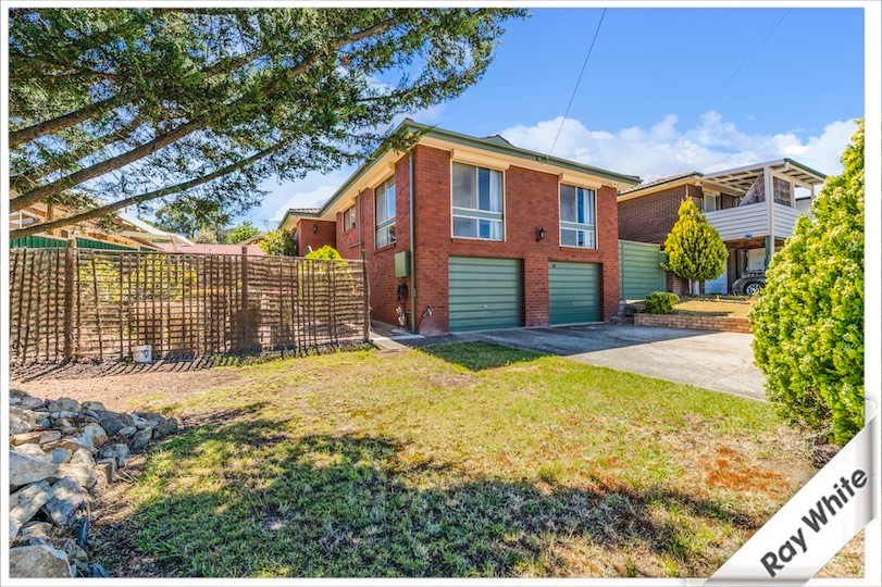 10 Ullamulla Crescent, Queanbeyan, NSW 2620
