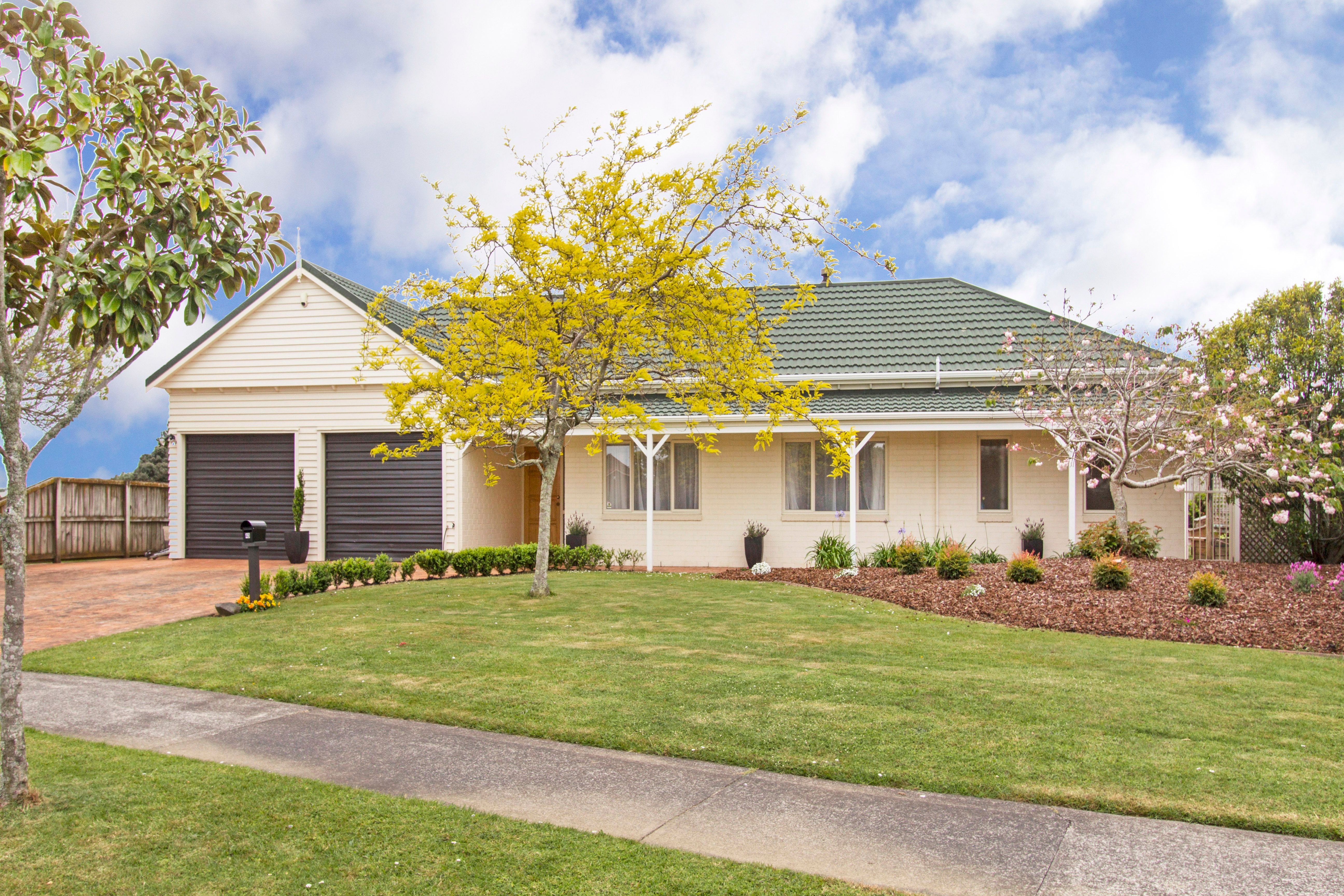 43 West Fairway, Golflands, Manukau City