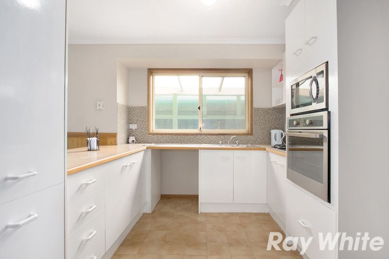 30 Howey Road, Pakenham, VIC 3810