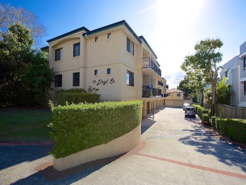 19 Lloyd Street, Southport QLD 4215