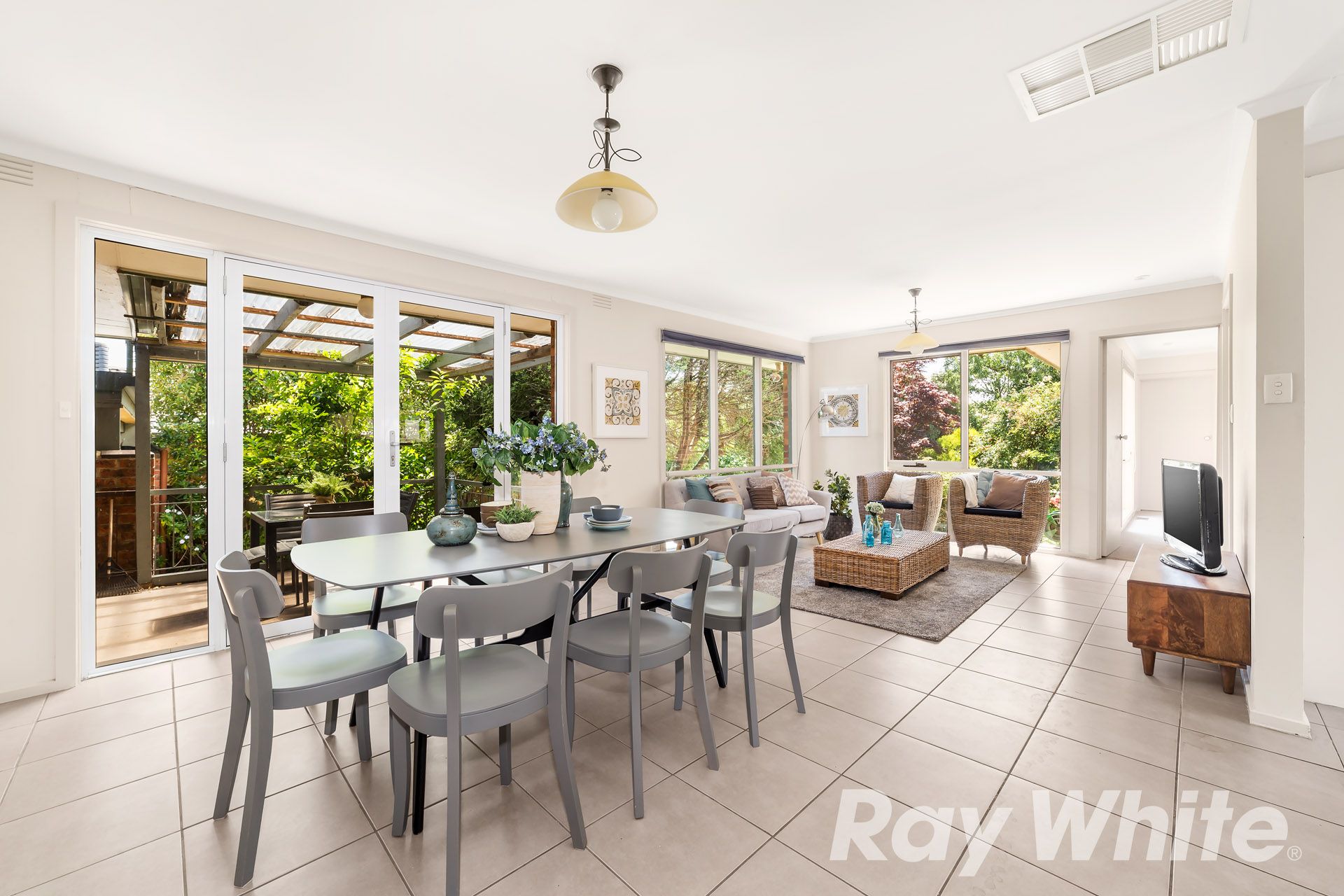 26 Bellbird Drive, Wantirna, VIC 3152