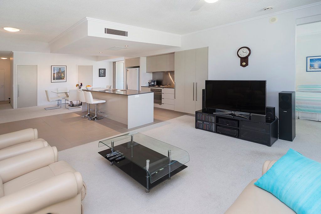 1742/1 Rialto Quay Drive, Hope Island, QLD 4212