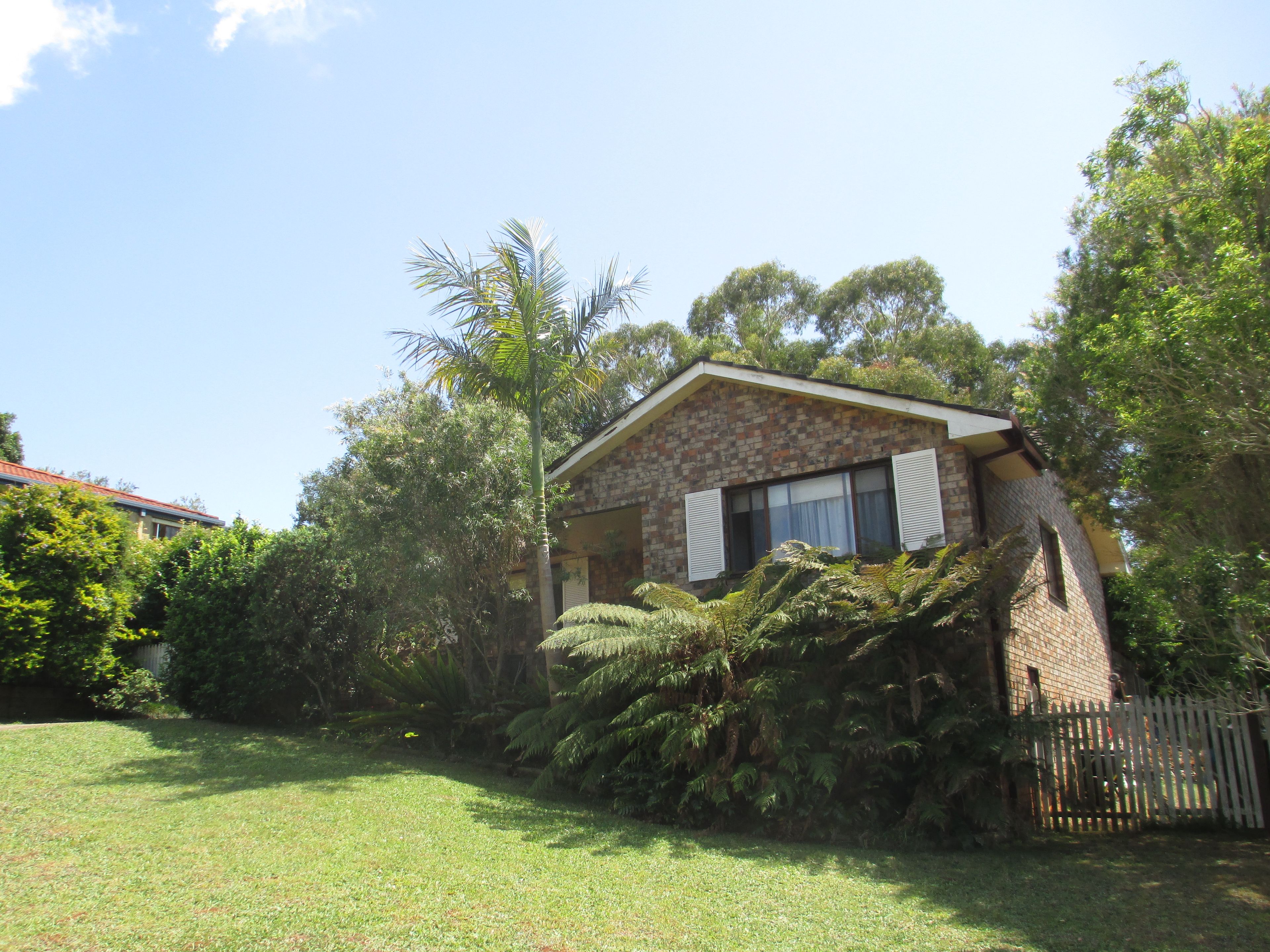 82 Moruya Drive