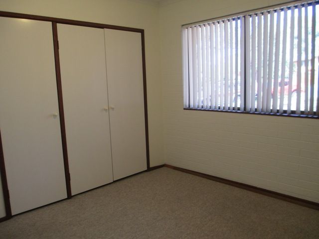 1/2 Playfair Place, Belconnen, ACT 2617