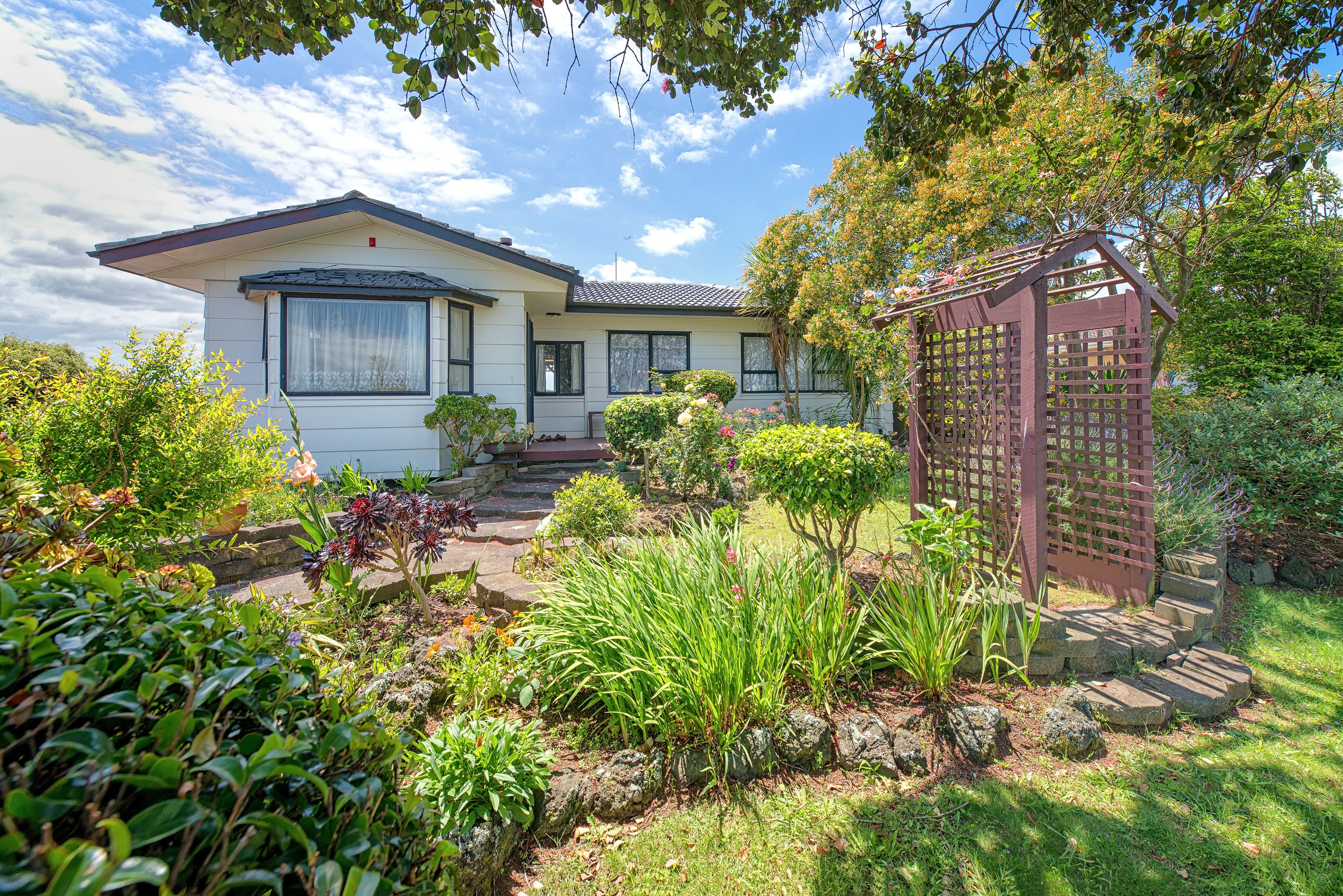 39 Barneys Farm Road, Clendon Park, Manukau City
