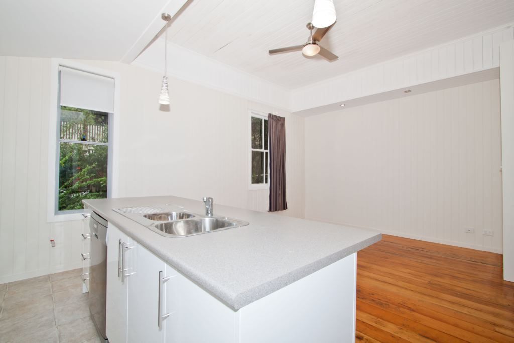 25 Denham Street, Annerley, QLD 4103