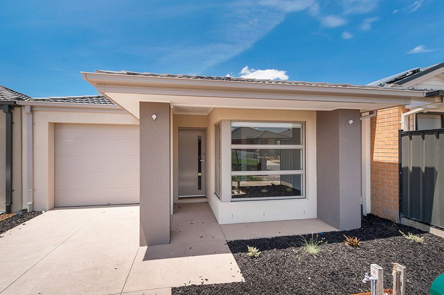 49 Loudon Circuit, Craigieburn, VIC 3064