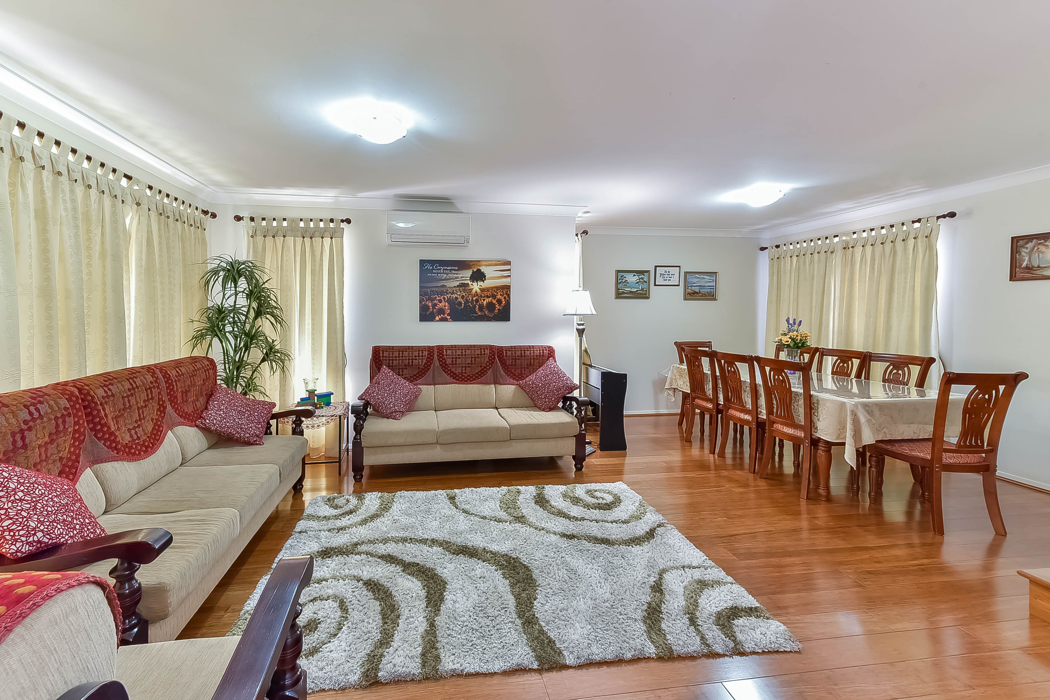 22 Tyne Walk, Glenfield, NSW 2167