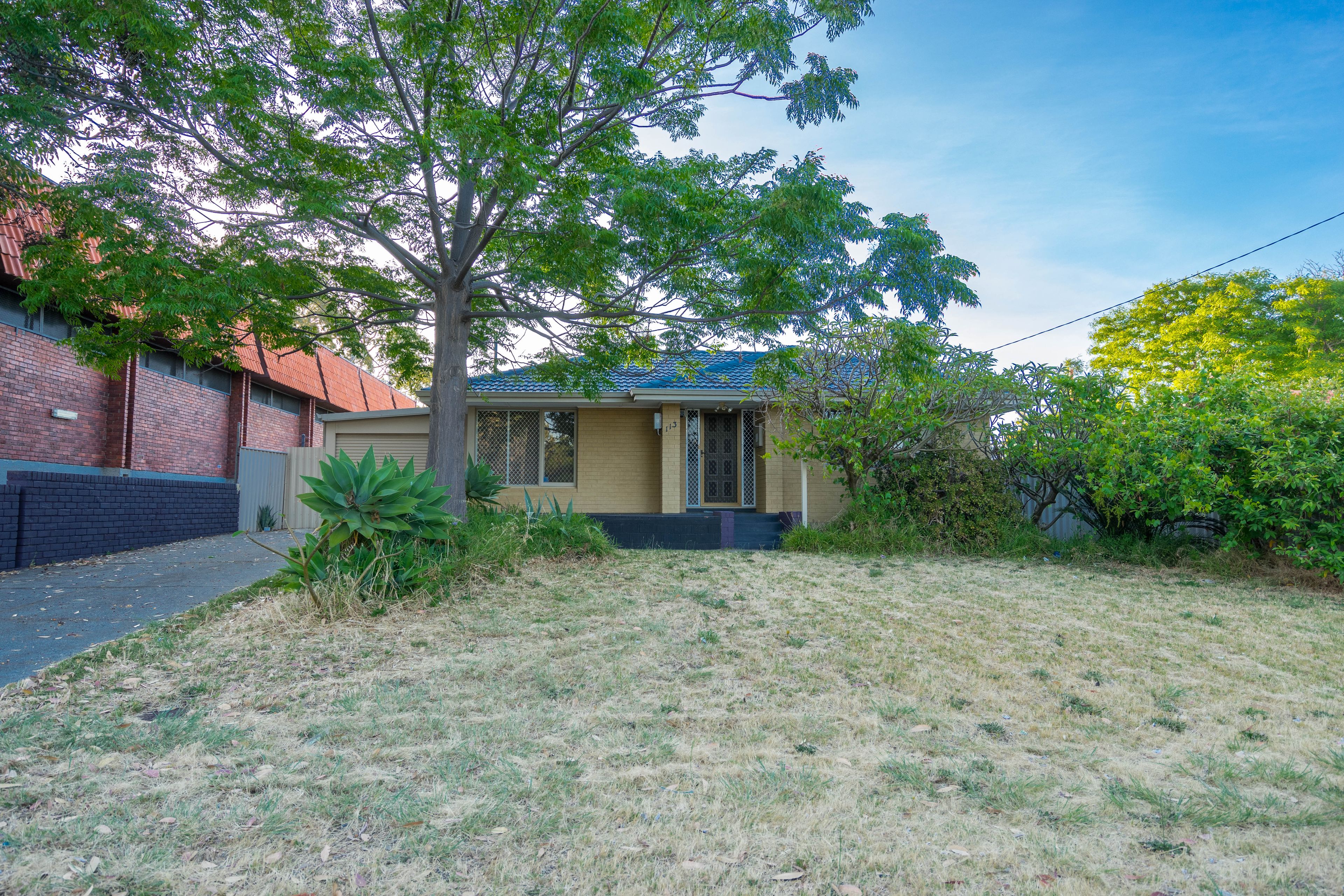 113 Girrawheen Avenue, Girrawheen, WA 6064