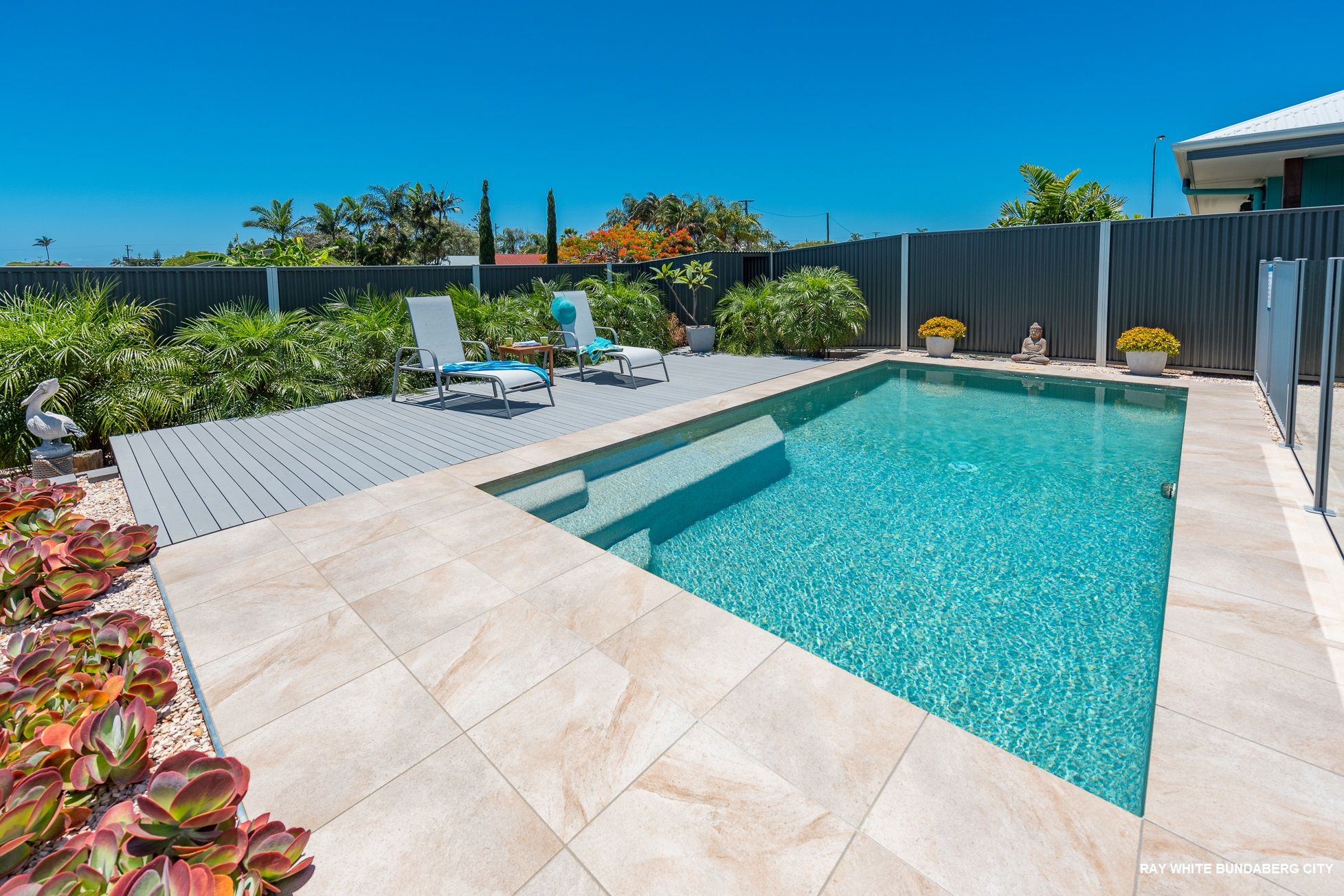 14 Bisdee Street, Coral Cove, QLD 4670
