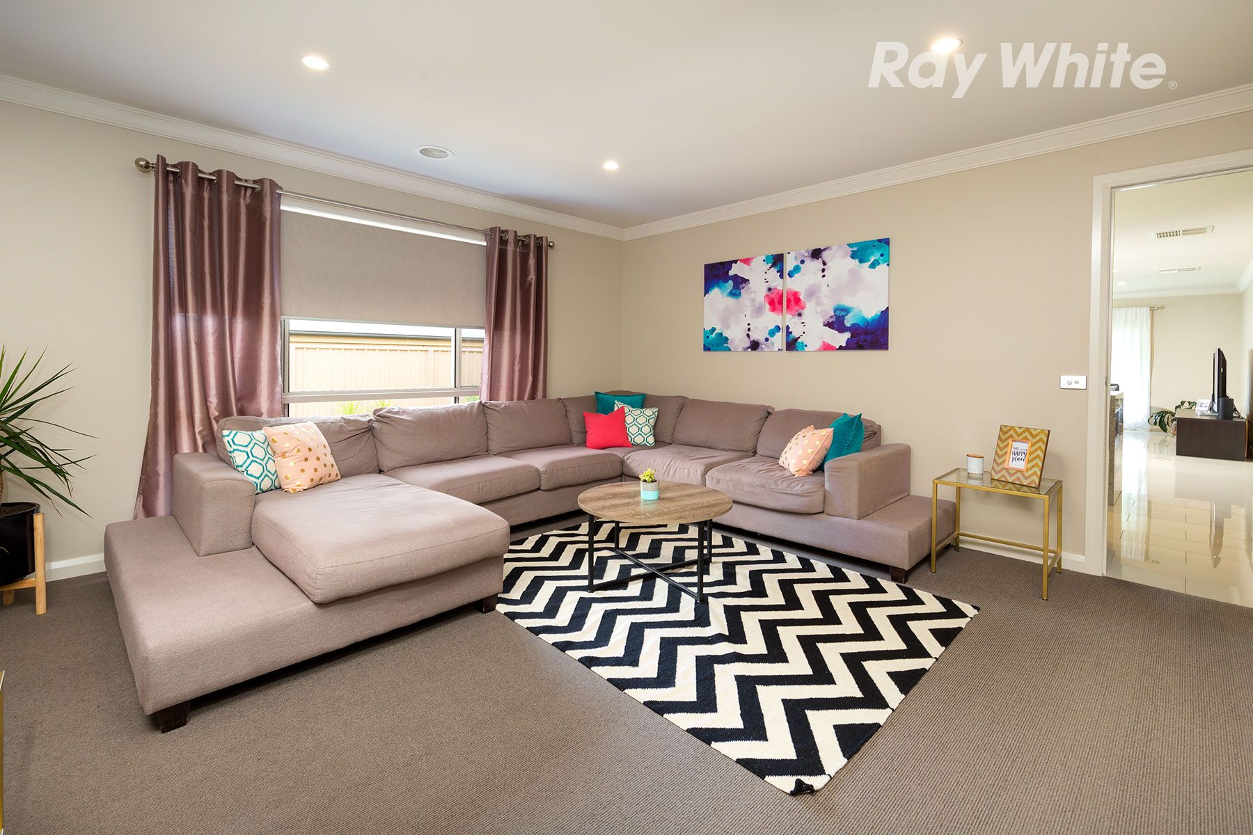 15 Lawson Circuit, Lavington, NSW 2641