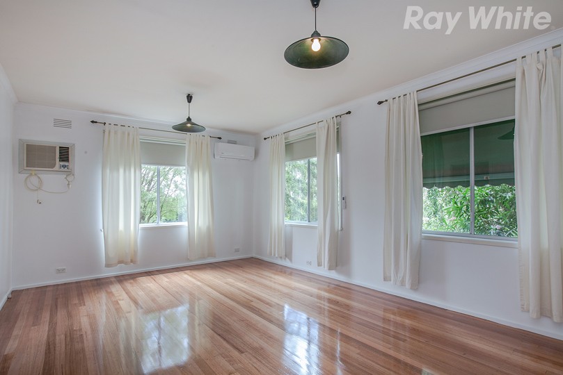 11A Macleod Parade, Macleod, VIC 3085