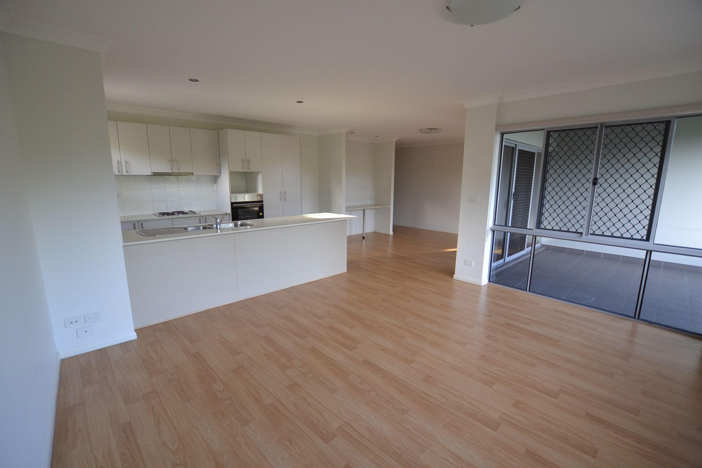 1/39 Scenic Highway, Cooee Bay, QLD 4703